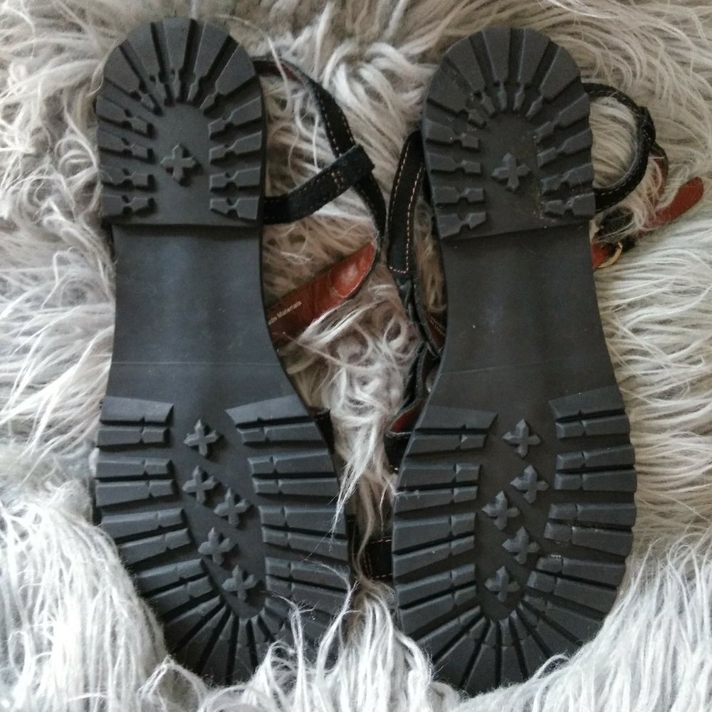 ARRAY Sandals - Picture 3 of 5